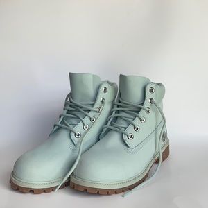 Mint Green Timberland lace-up Boots!